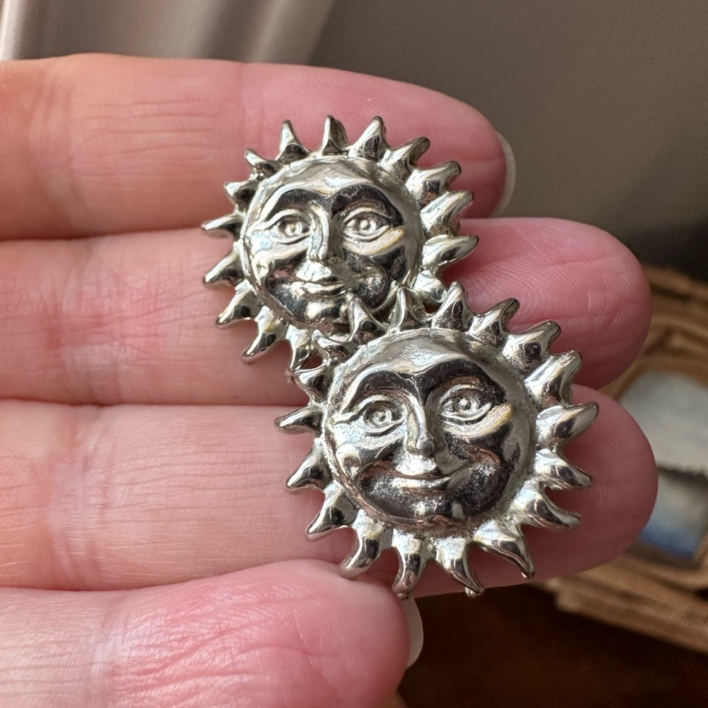 Vintage Silver sun earrings